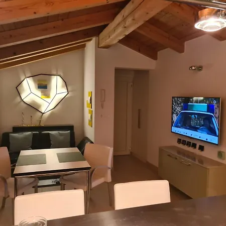 Apartament Robi *